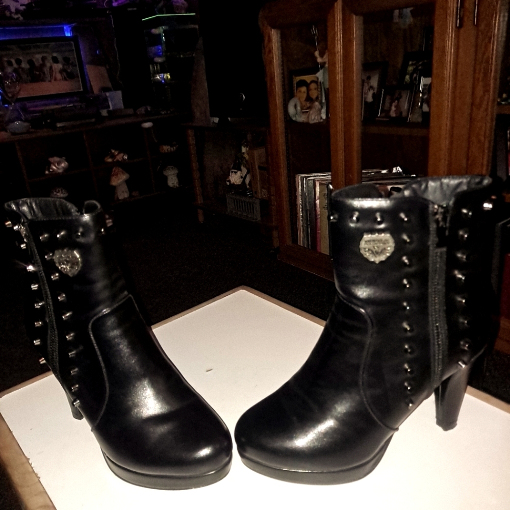 Milwaukee biker boots brand new